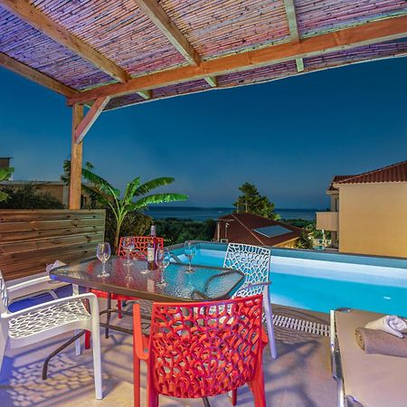 אמודי Kozanos Suites With Private Pool מראה חיצוני תמונה