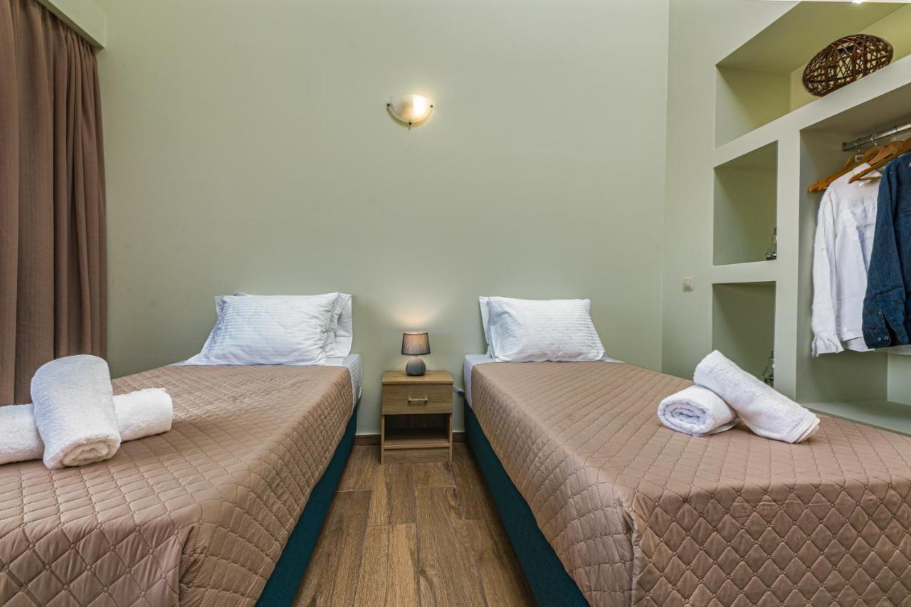 אמודי Kozanos Suites With Private Pool מראה חיצוני תמונה
