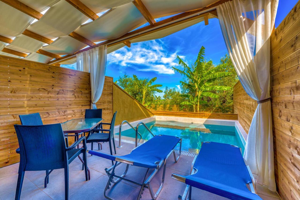 אמודי Kozanos Suites With Private Pool מראה חיצוני תמונה