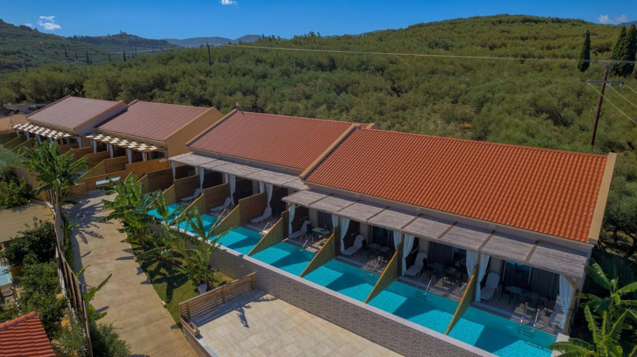 אמודי Kozanos Suites With Private Pool מראה חיצוני תמונה