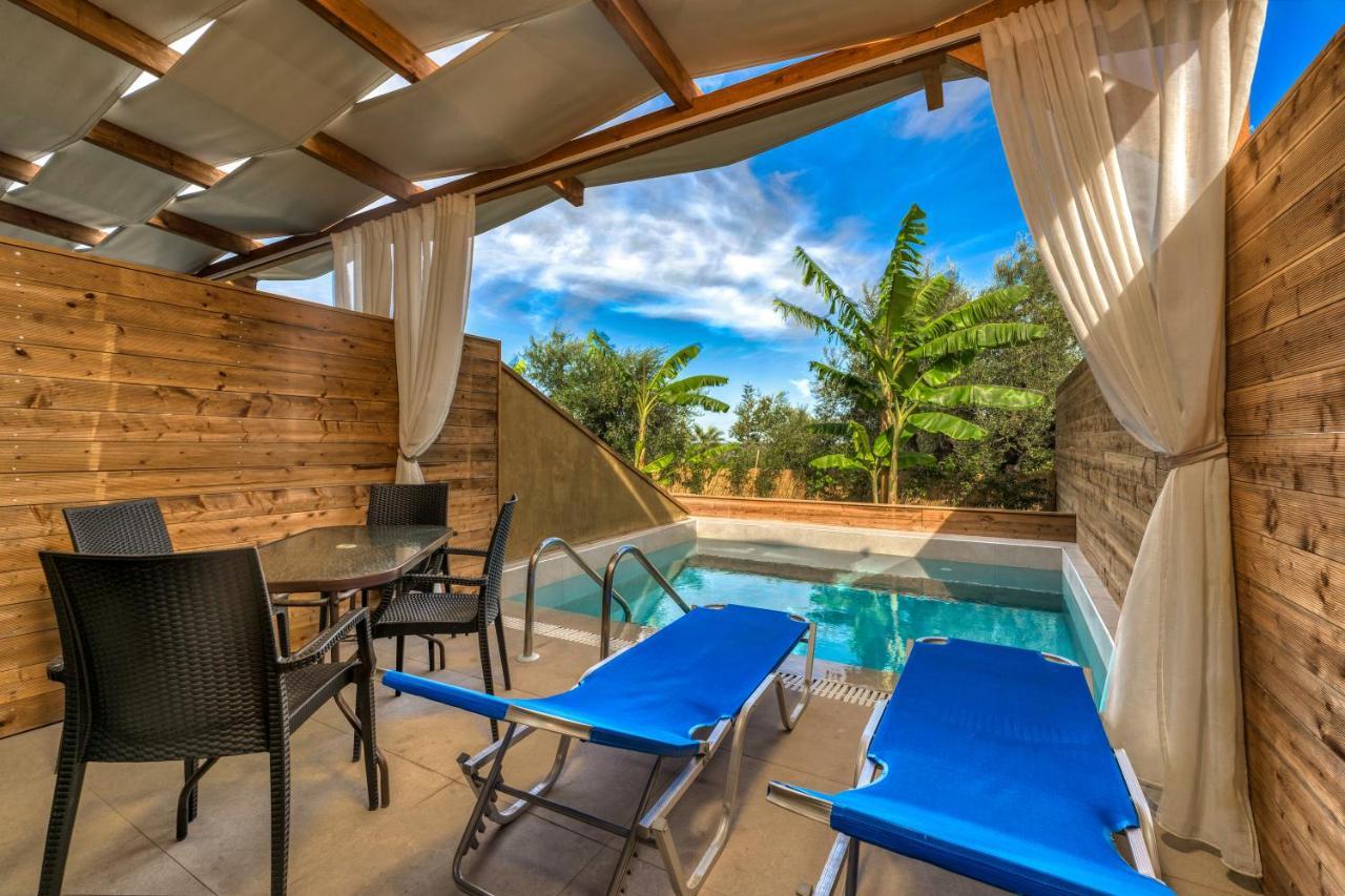 אמודי Kozanos Suites With Private Pool מראה חיצוני תמונה