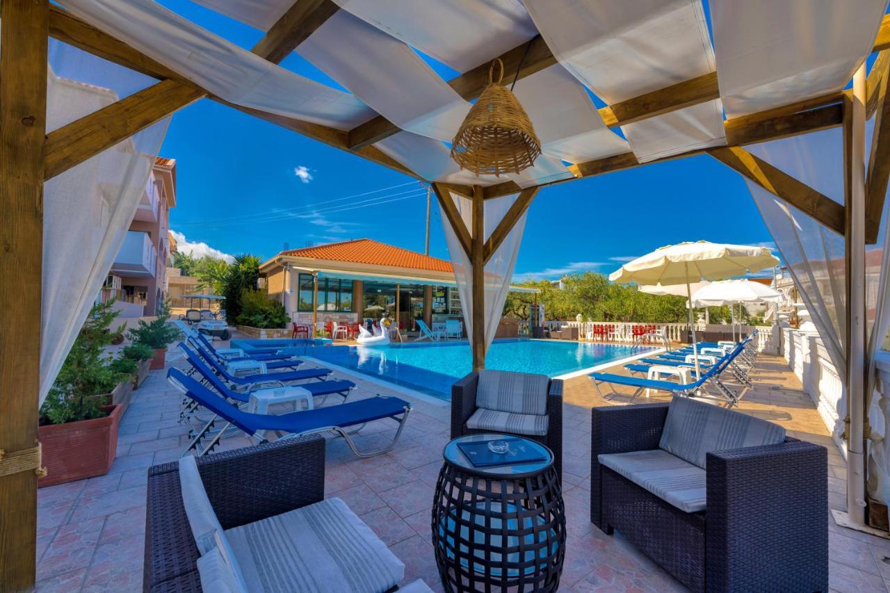 אמודי Kozanos Suites With Private Pool מראה חיצוני תמונה