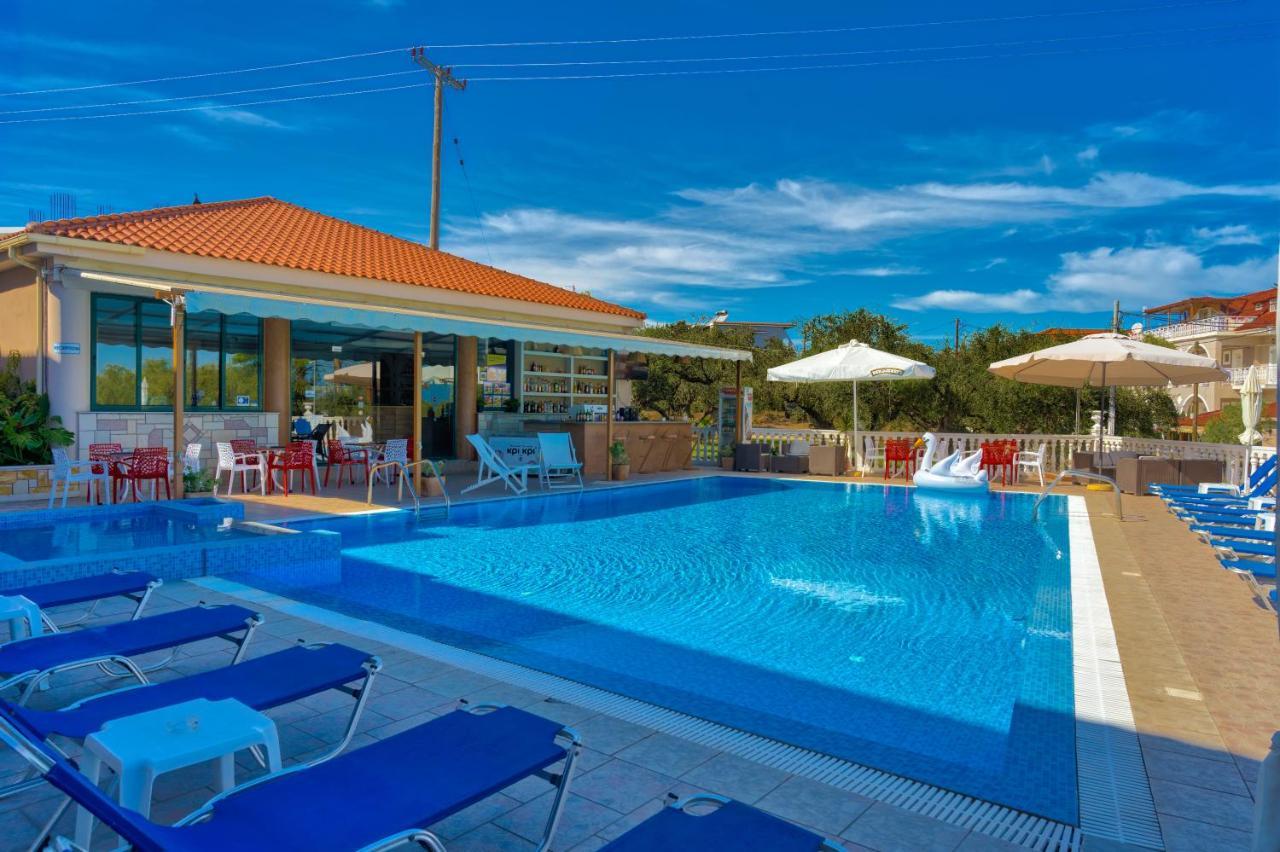 אמודי Kozanos Suites With Private Pool מראה חיצוני תמונה